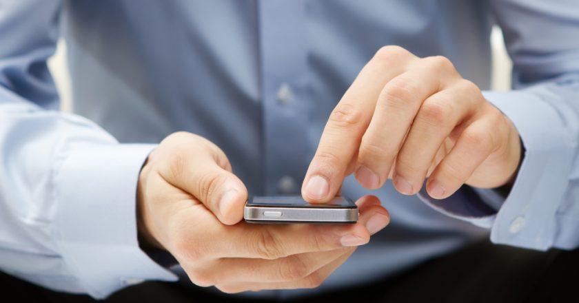 Mobilní telefon